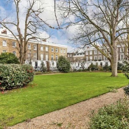 2 Bedroom Apartment Just Off Kings Road Londres Extérieur photo